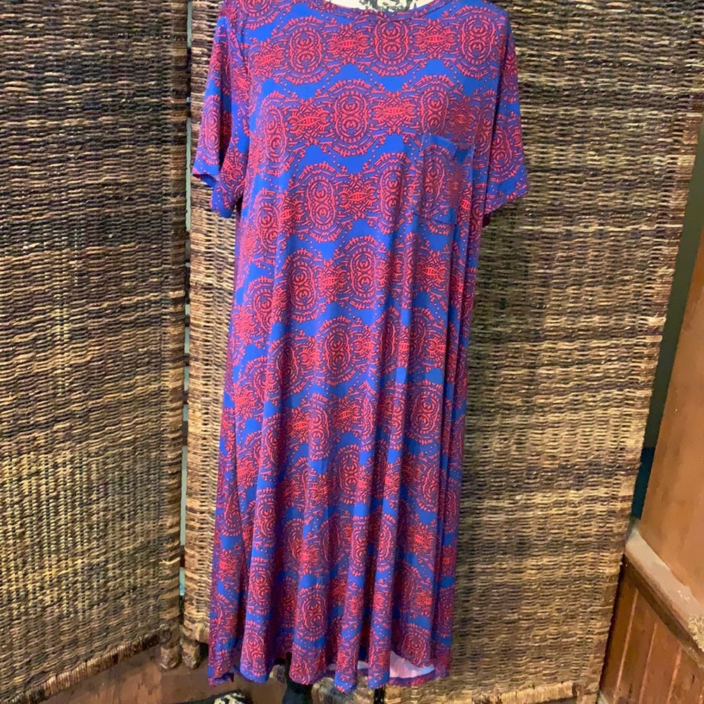 XL Lularoe Carly multi color